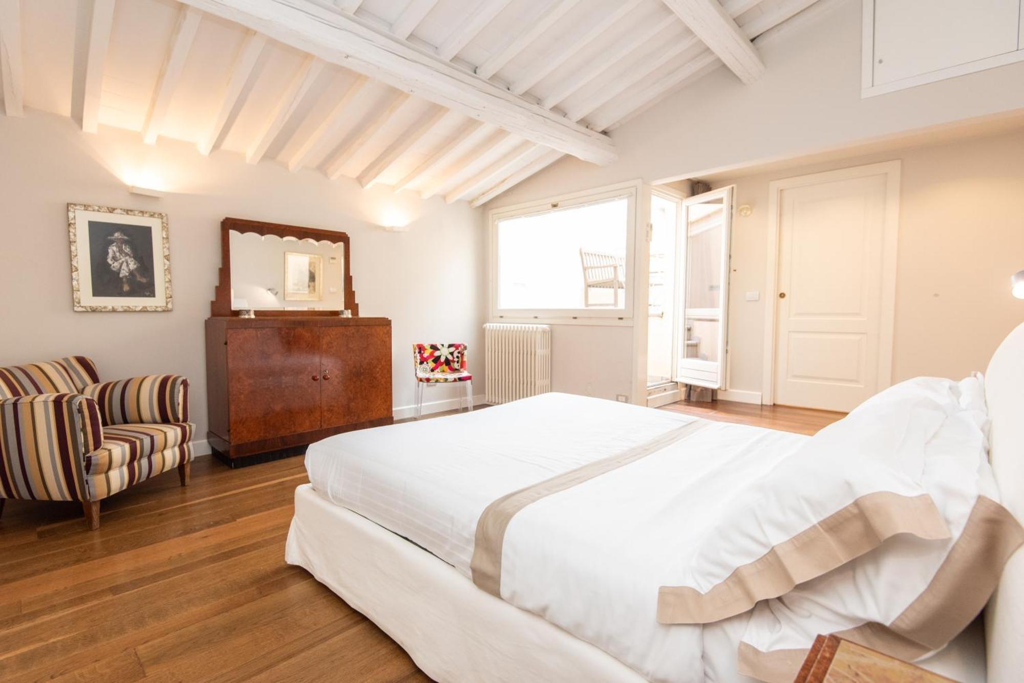 דירות Giambologna Attic By Firenze Prestige מראה חיצוני תמונה